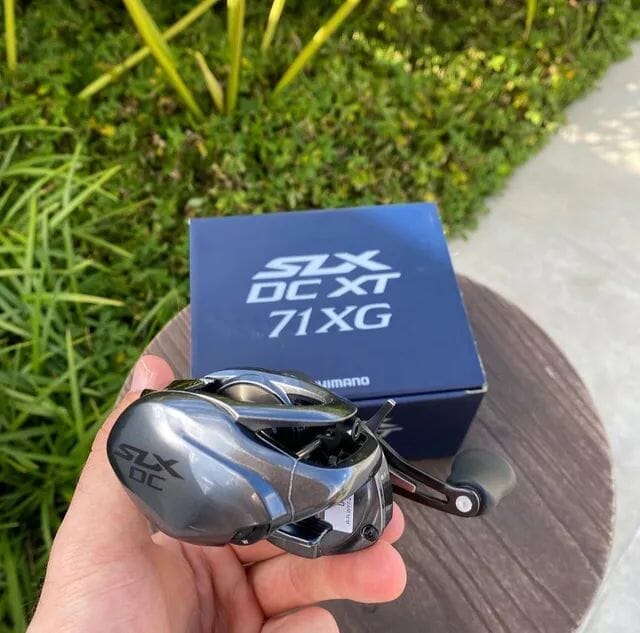Carretilha Shimano SLX DC XT 71XG 12 ROLAMENTOS MASCULINO - PESCA - CARRETILHA SHIMANO 2 Lojas Quinho