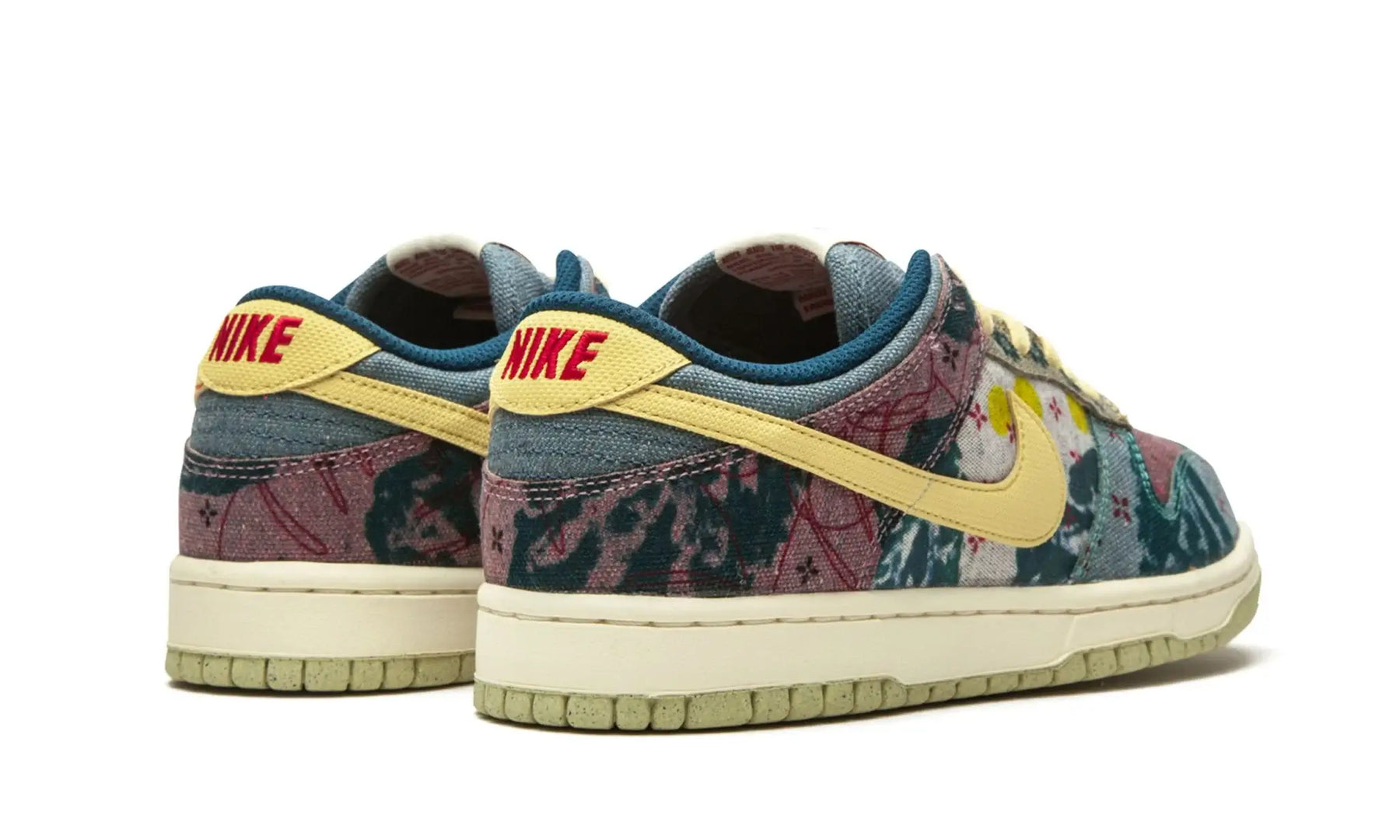 Tênis Nike Dunk Low "Community Garden" Verde / Bordô - CZ9747-900