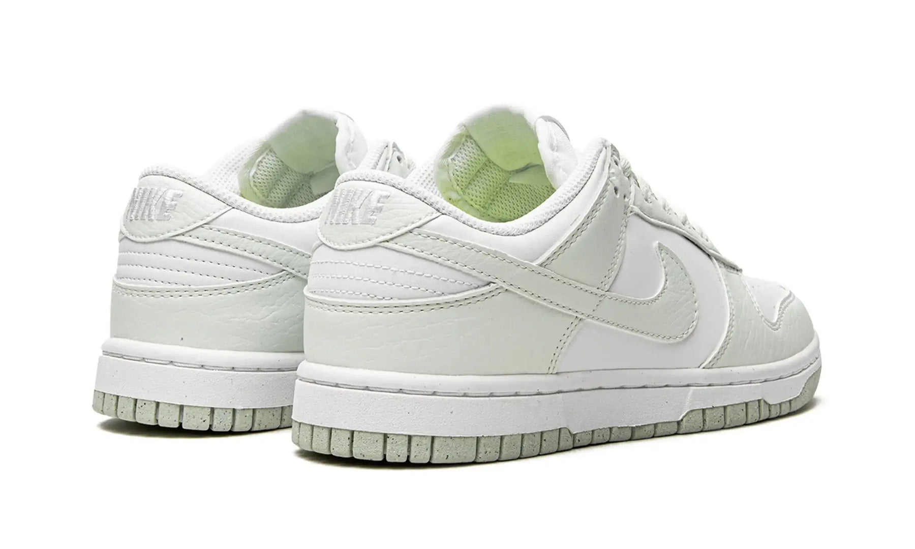 Tênis Nike Dunk Low Feminino Next Nature "White Mint" Branco / Verde - DN1431-102