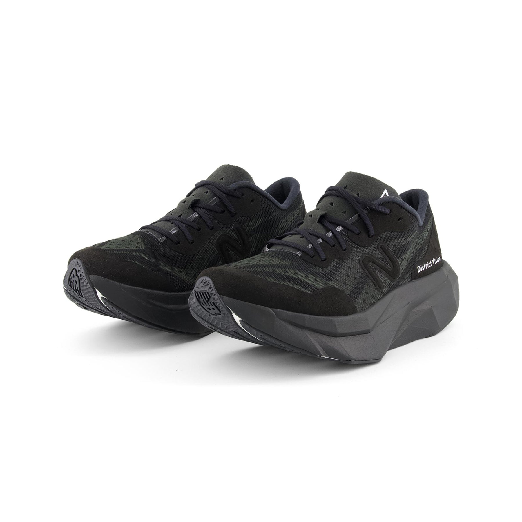 Tênis New Balance Fuelcell Supercomp Elite V4 x District Vision 'Black' Preto - MRCELDV4