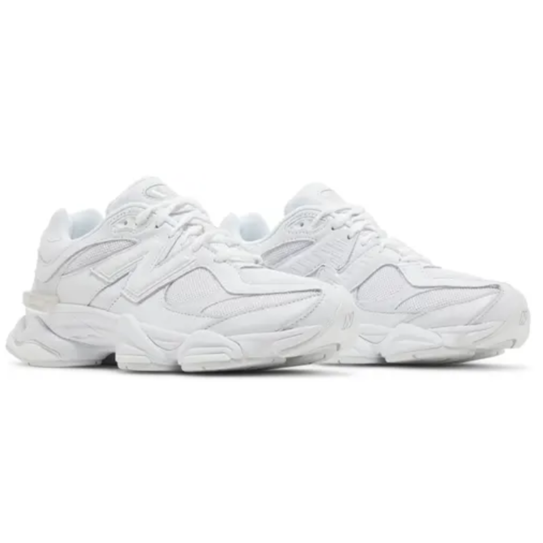 Tênis New Balance 9060 Triple White