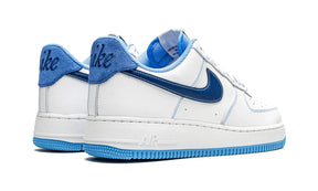 Tênis Air Force 1 Feminino "White University Blue" Branco / Azul - DA8478-100