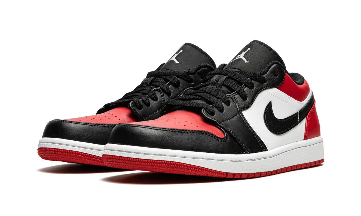 Tênis Air jordan 1 Low "Bred" Preto / Vermelho - 553558-612