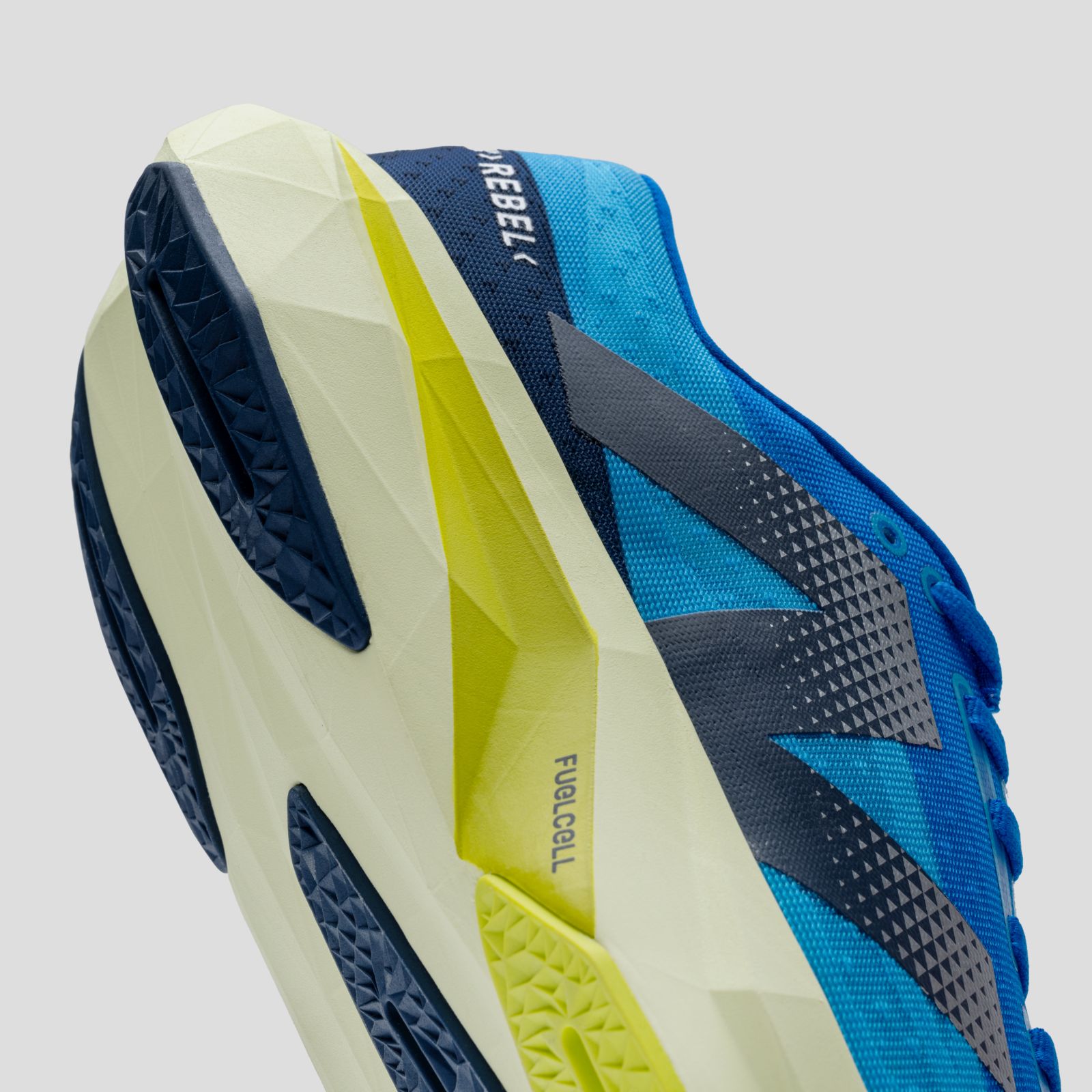 New Balance FuelCell Rebel V4 'Spice Blue' Azul/Amarelo - WFCXLB4