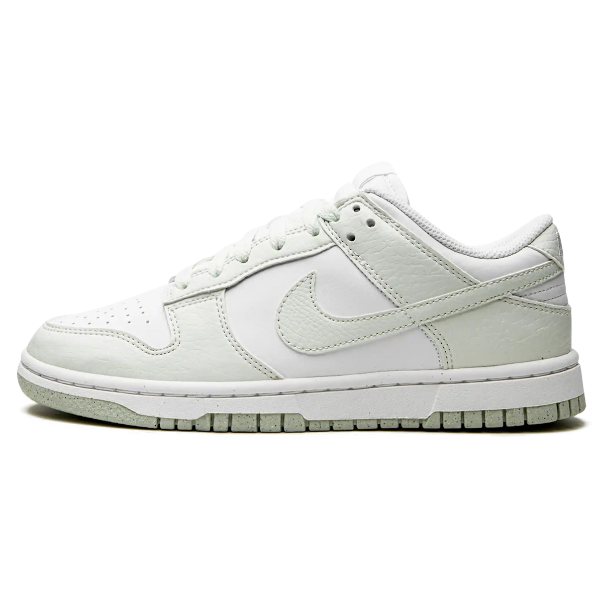 Tênis Nike Dunk Low Feminino Next Nature "White Mint" Branco / Verde - DN1431-102