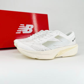 New Balance FuelCell Rebel V4 'White & Linen' Branco - MFCXLJ4