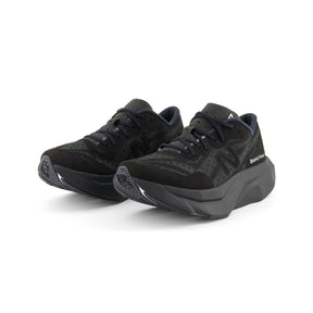 Tênis New Balance Fuelcell Supercomp Elite V4 x District Vision 'Black' Preto - MRCELDV4