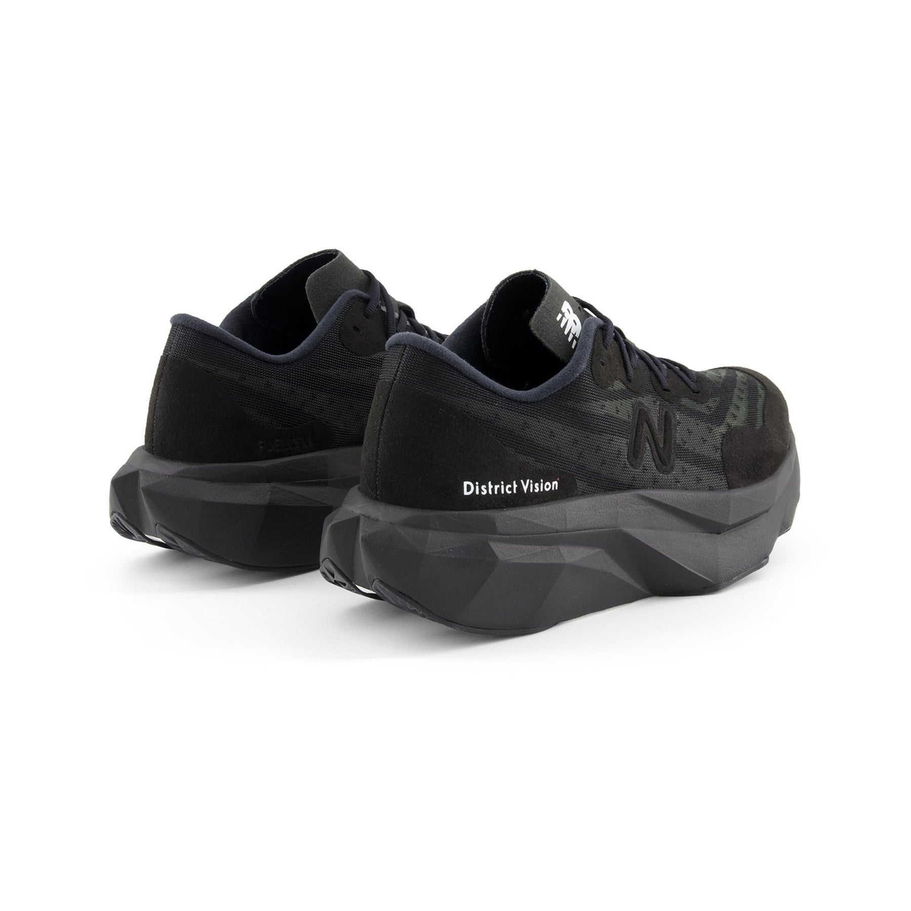 Tênis New Balance Fuelcell Supercomp Elite V4 x District Vision 'Black' Preto - MRCELDV4