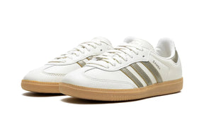 Tênis Adidas Samba OG Feminino "Cyber Mettalic" Branco - IG1964 Adidas Samba Bernholz 