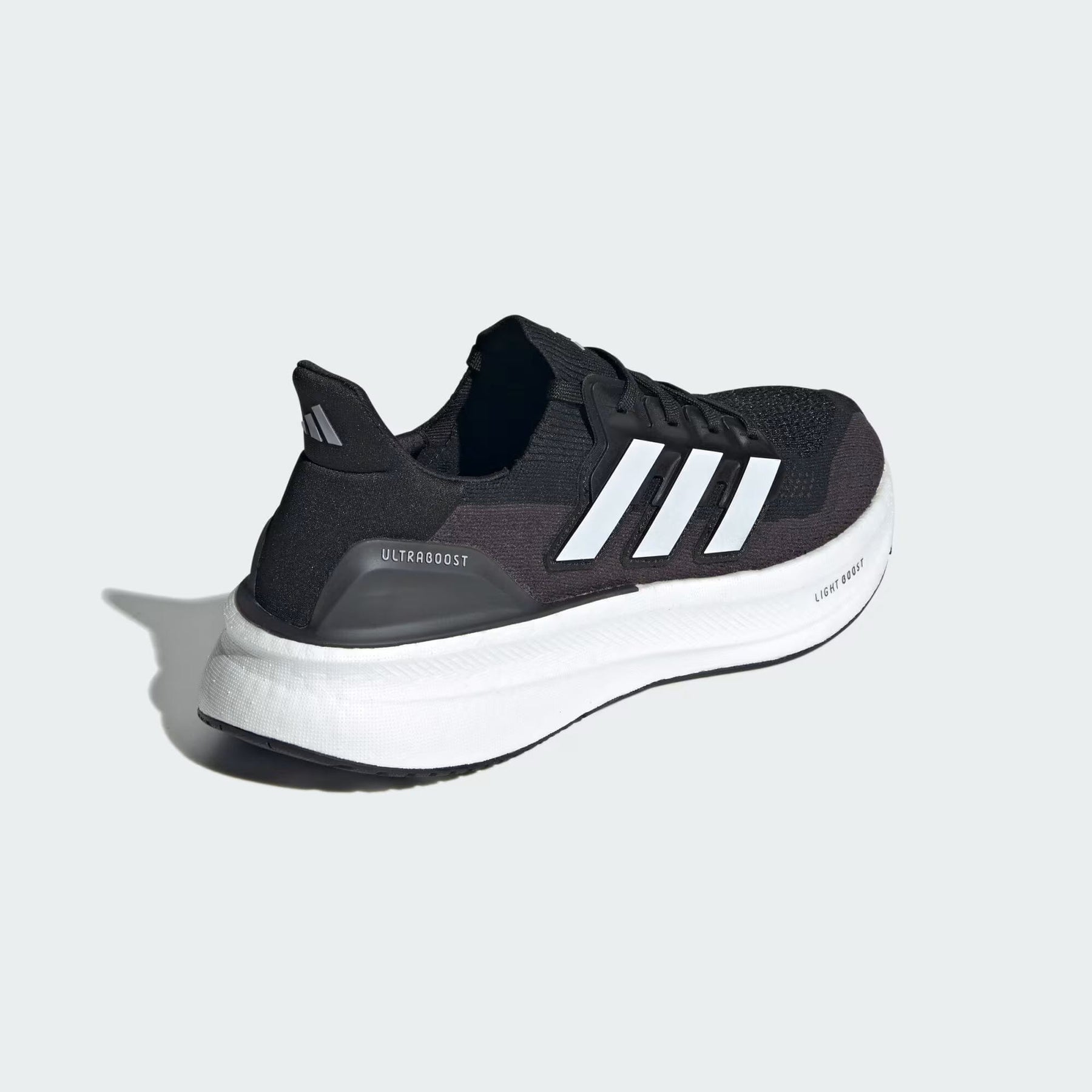 Tênis Adidas UltraBoost 5 'Black White' - JH9633 Adidas Ultraboost 5 Bernholz 