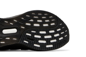 Tênis Adidas UltraBoost 5 'Triple Black' - ID8812 Adidas Ultraboost 5 Bernholz 