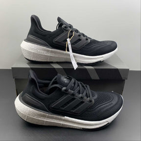 Tênis Adidas UltraBoost Light 23 'Black White' - GY9351 Adidas Ultraboost Light 23 Bernholz 