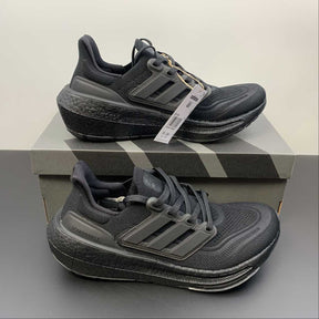Tênis Adidas UltraBoost Light 23 'Triple Black' - GZ5159 Adidas Ultraboost Light 23 Bernholz 